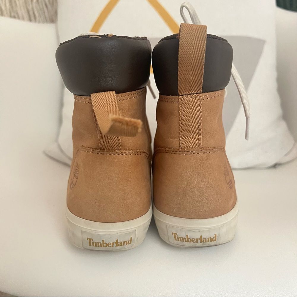 Timberland Skyla Bay Logo Round Toe Lace Up Boots US 7 EU 38 EUC - Picture 3 of 9